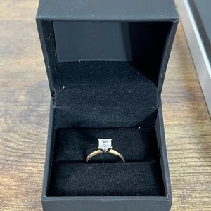 Kay Jewelers vintage 10K gold CZ princess cut ring size 5